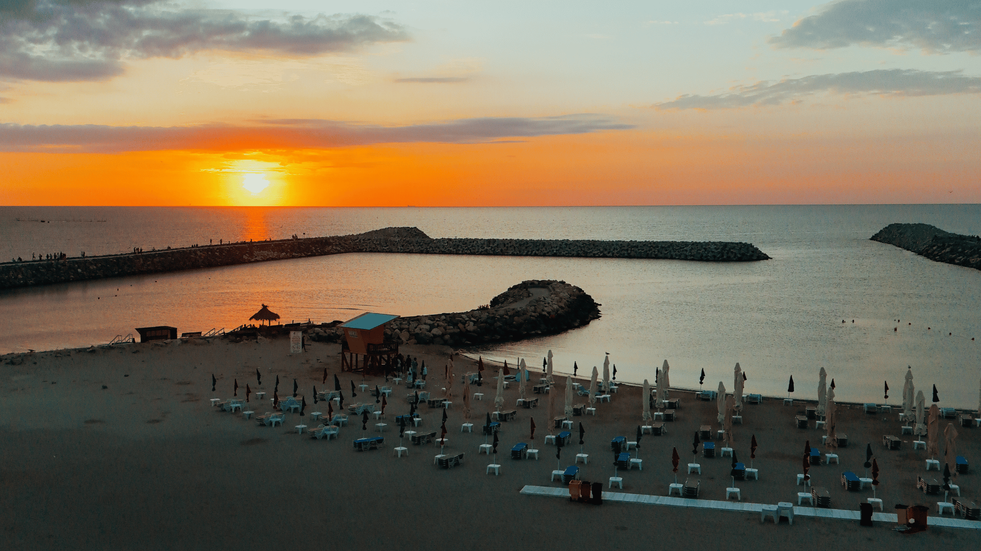 Plaja privata Office villas